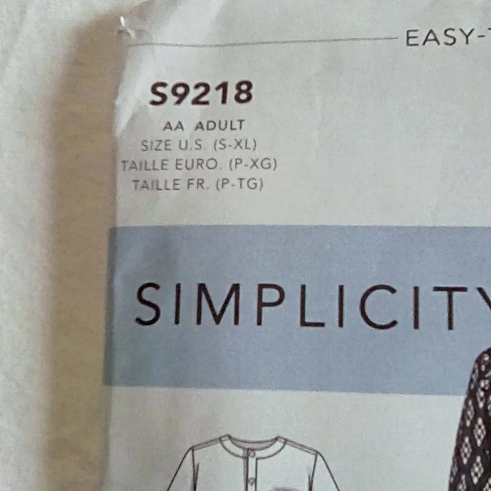 Simplicity S9218 Easy-to-Sew Unisex Pajamas S-XL